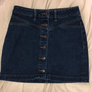 BUTTON UP, DARK WASH DENIM SKIRT